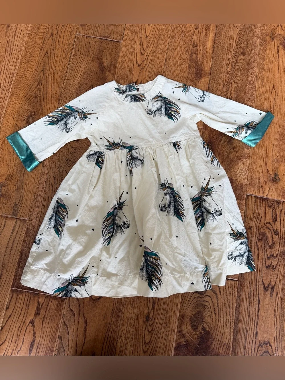 Pink Chicken Olive Dress Unicorn Print 🦄 size 2 great condition smoke pet free